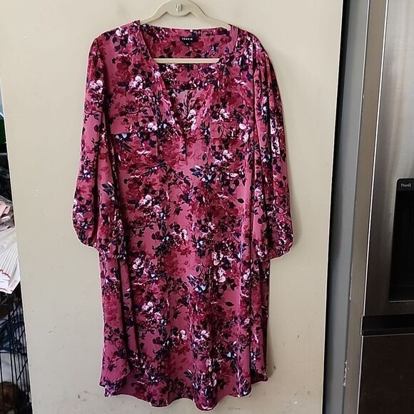 Georgeous Torrid dress Size 3 perfect condition - Picture 1 of 6